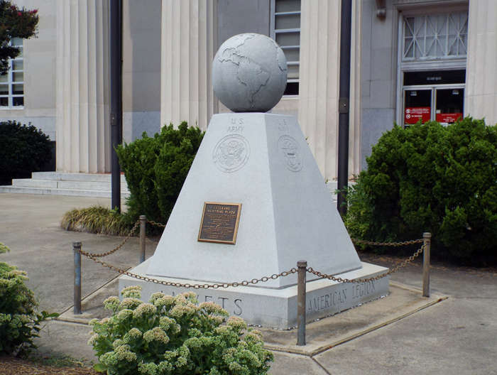 Veterans Memorial Globe