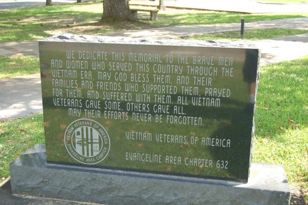 EVANGELINE AREA VIETNAM VETERANS MEMORIAL GUN
