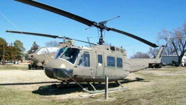 UH-1H HUEY HELICOPTER MEMORIAL