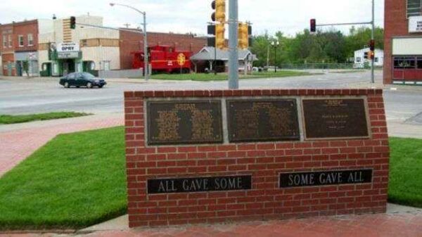 COFFEY COUNTY VETERANS MEMORIAL