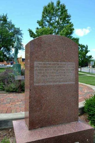 DOWAGIAC WAR VETERANS MEMORIAL FOUNTAIN AND DEDICATION STONE