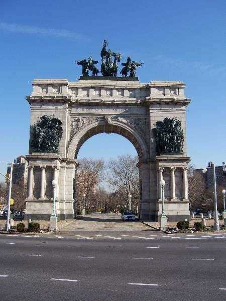 BROOKLYN SOLDIERS AND SAILORS MEMORIAL ARCH