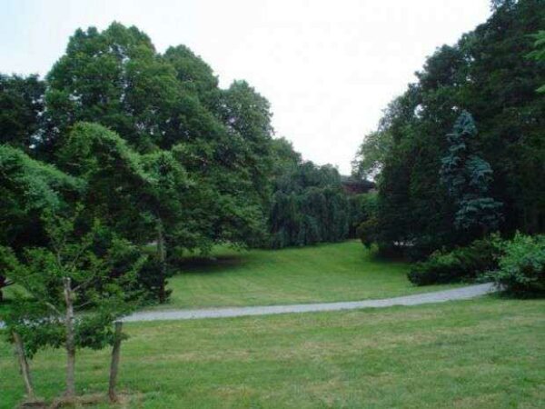HERO PARK MEMORIAL