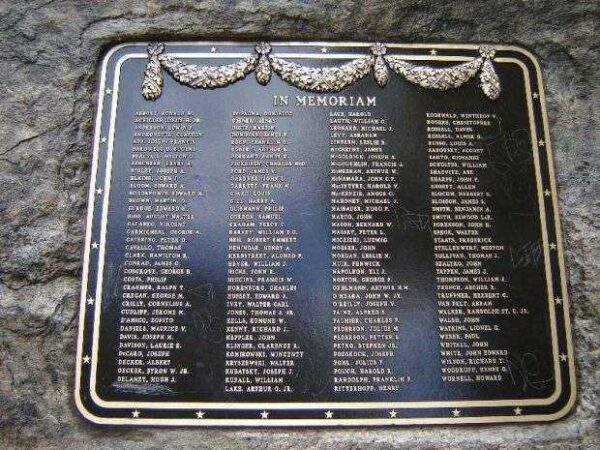 HERO PARK HONOR ROLL MEMORIAL PLAQUE