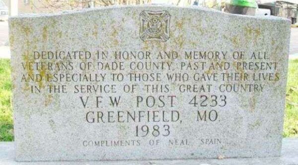 V.F.W. POST 4233 WAR VETERANS MEMORIAL FRONT