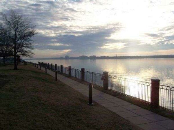 BOLLING AIR FORCE BASE MEMORIAL RIVER WALK