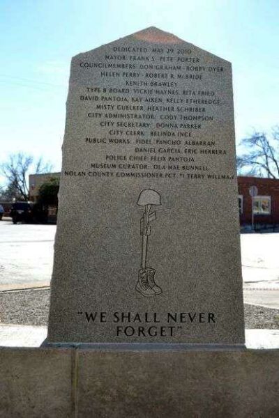 ROSCOE VETERANS MEMORIAL BACK
