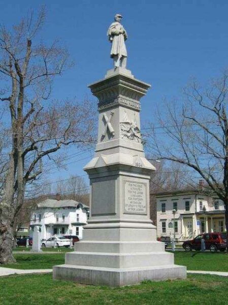 WINCHESTER SOLDIERS MEMORIAL