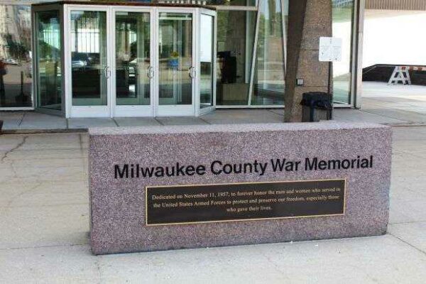 MILWAUKEE COUNTY WAR MEMORIAL DEDICATION STONE