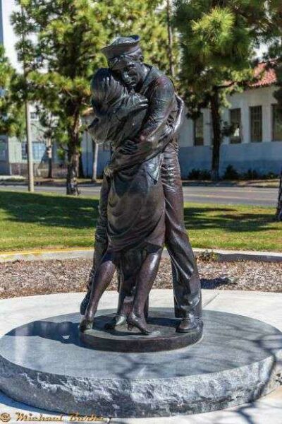 THE HOMECOMING MEMORIAL