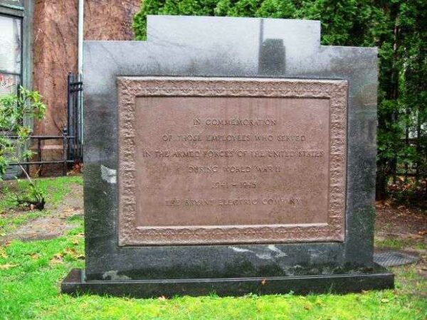 THE BRYANT ELECTRIC COMPANY WORLD WAR II MEMORIAL