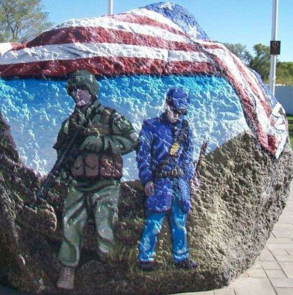 DOWS FREEDOM ROCK SIDE C
