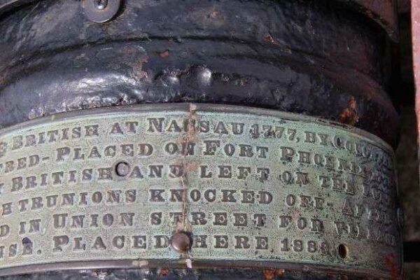 FORT PHOENIX REVOLUTIONARY WAR CANNON MEMORIAL PLAQUE B
