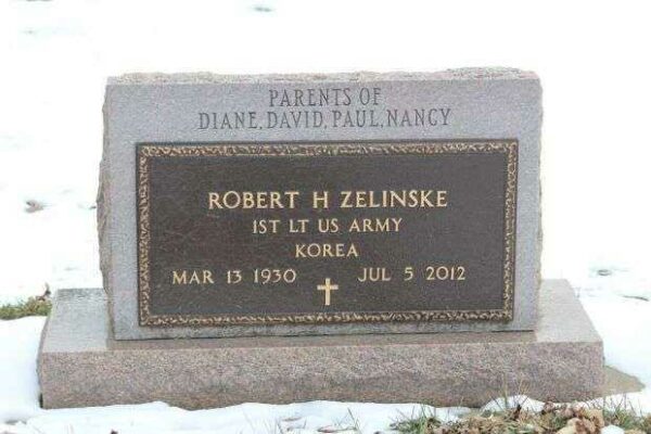 ROBERT H ZELINSKE MEMORIAL CEMETERY STONE