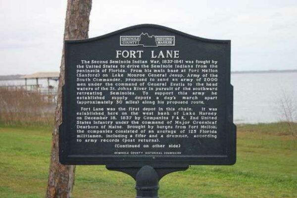 FORT LANE WAR MEMORIAL MARKER FRONT