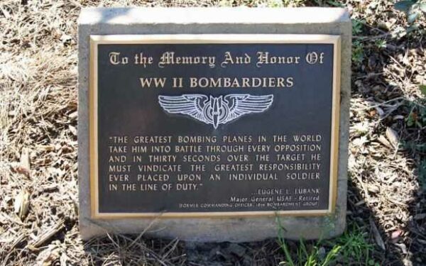 WW II BOMBARDIERS WAR MEMORIAL PLAQUE