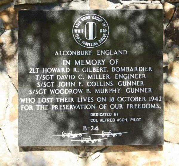 ALCONBURY, ENGLAND WAR MEMORIAL PLAQUE