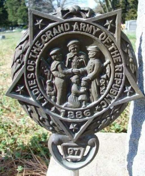 LADIES OF THE GRAND ARMY OF THE REPUBLIC MEMORIAL MEDALLION