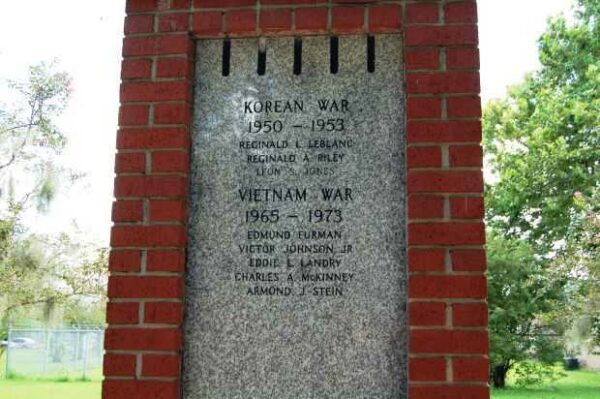 DONALDSONVILLE WAR VETERANS MEMORIAL PANEL D