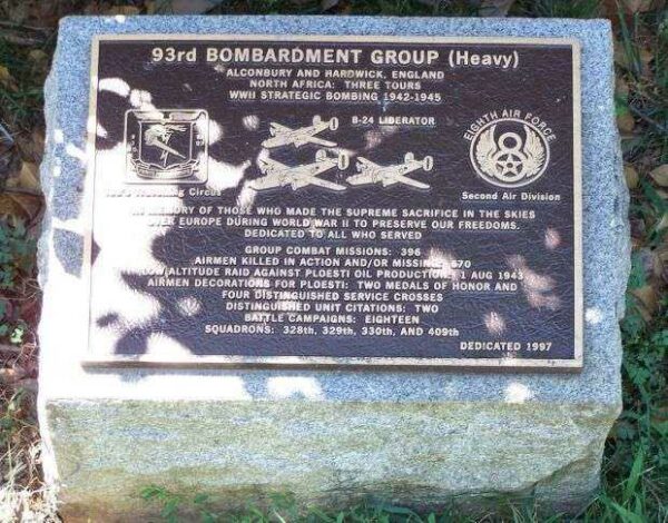 ARLINGTON CEMETERY 93RD BOMBARDMENT GROUP WAR MEMORIAL