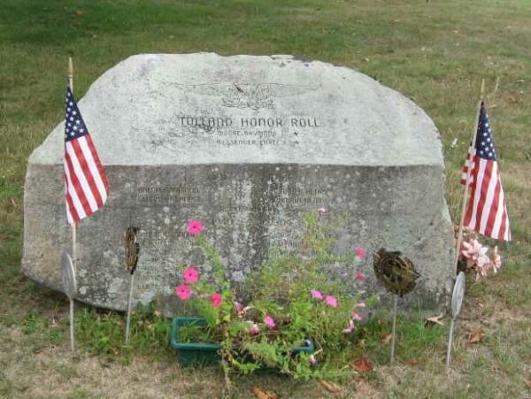 TOLLAND HONOR ROLL MEMORIAL
