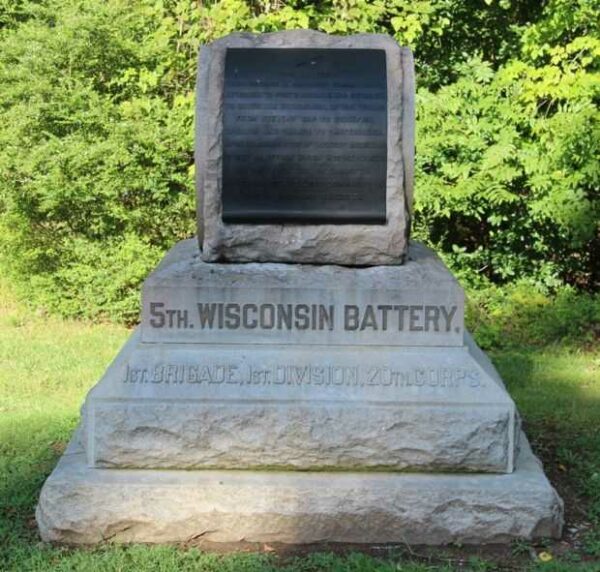 5TH WISCONSIN BATTERY WAR MEMORIAL FRONT