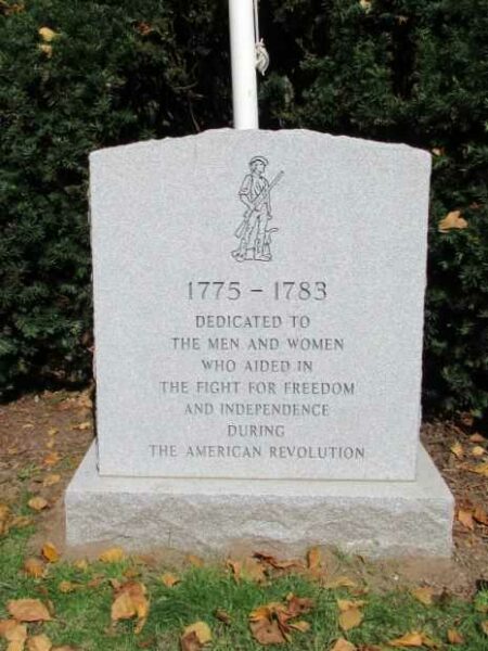 GLASTONBURY REVOLUTIONARY WAR MEMORIAL