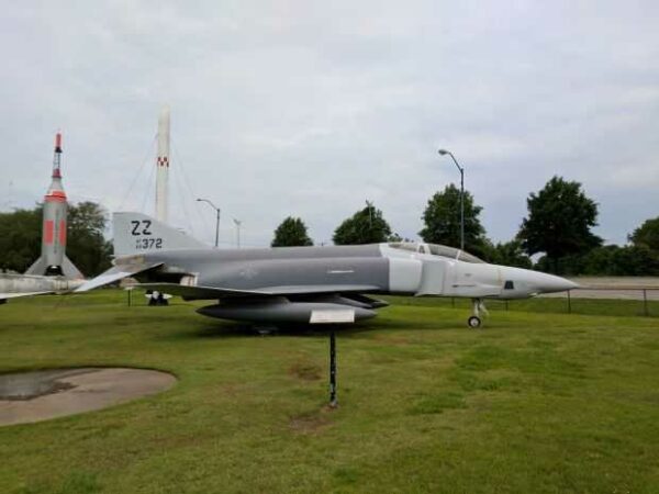 RF-4C PHANTOM II USAF FIGHTER MEMORIAL AIRCRAFT