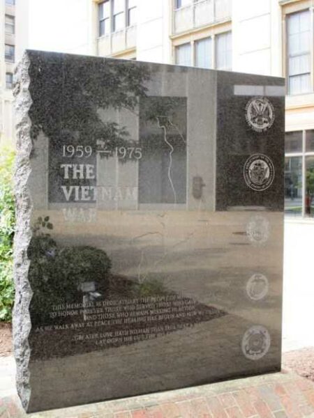 MAHONING COUNTY HEROES OF THE VIETNAM WAR MEMORIAL BACK