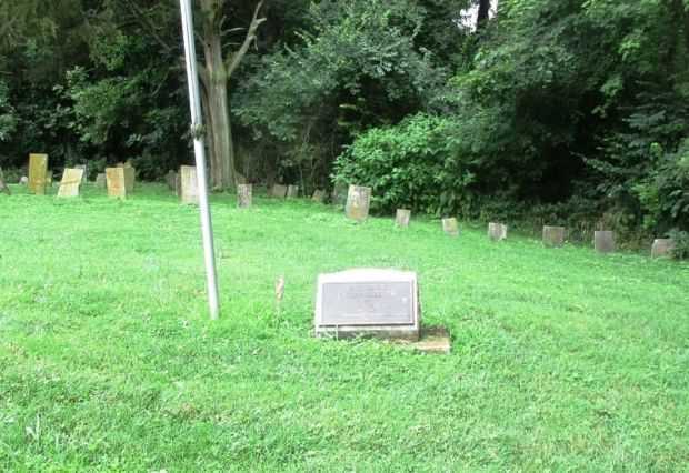 NEW BURLINGTON CEMETERY UNKNOWN UNION SOLDIER MEMORIAL