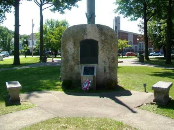 PORT JERVIS WORLD WAR II MEMORIAL
