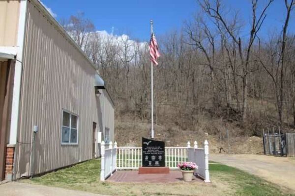 BEETOWN AREA VETERANS MEMORIAL