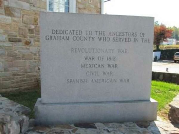 GRAHAM COUNTY WAR MEMORIAL