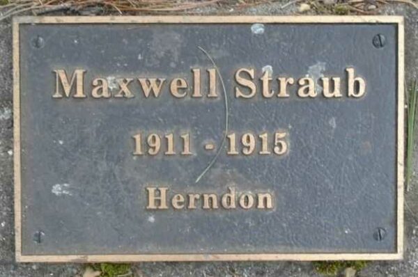 WAR HERO MEMORIAL PINERY HONOR PLAQUE M