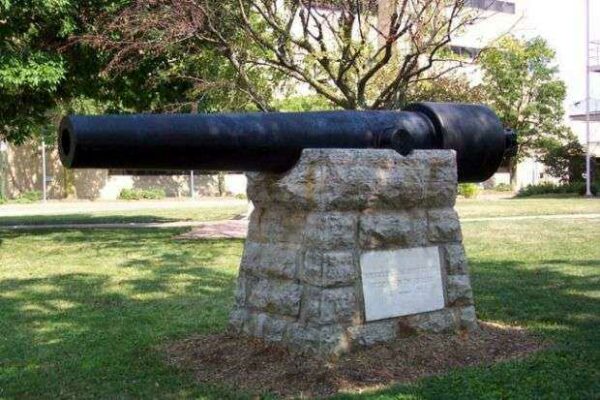 GREENE COUNTY CIVIL WAR MEMORIAL CANNON