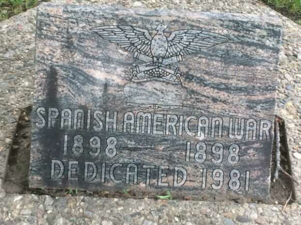 BROOKINGS COUNTY WAR VETERANS MEMORIAL STONE