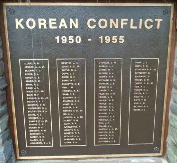 STURBRIDGE HONOR ROLL WAR MEMORIAL PLAQUE C