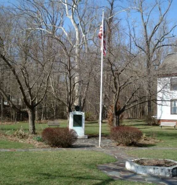RUSSELL WORLD WARS I AND II HONOR ROLL MEMORIAL