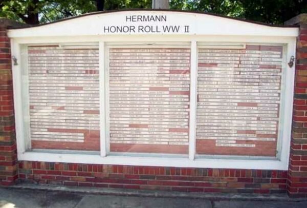 CITY OF HERMANN WORLD WAR II HONOR ROLL MEMORIAL