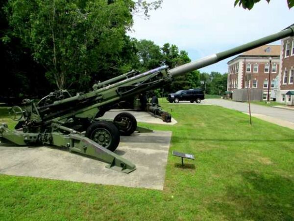 LIGHTWEIGHT 155MM HOWITZER MEMORIAL