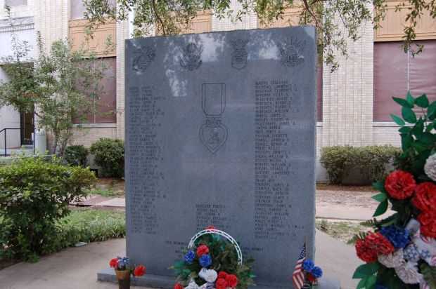 CALDWELL PARISH VETERANS MEMORIAL FRONT