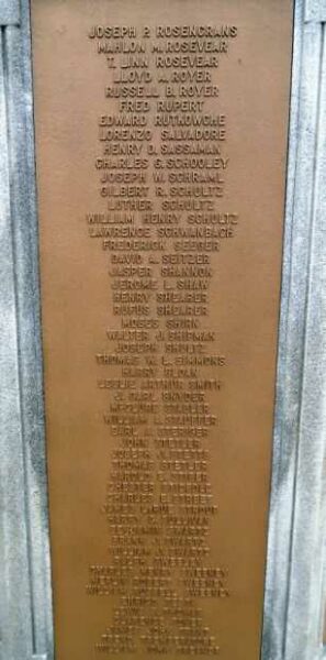 SEVENTH AND ELEVENTH WARDS WORLD WAR MEMORIAL PLAQUE H