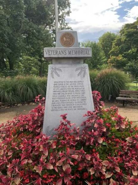 WASHINGTON, MO VETERANS MEMORIAL