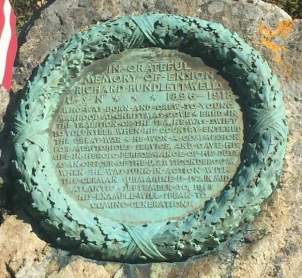 IN GRATEFUL MEMORY OF ENSIGN RICHARD RUNDLETT WELLS MEMORIAL PLAQUE