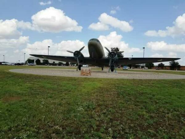 DOUGLAS DC-3/C-47/R4D-6S WAR MEMORIAL AIRCRAFT