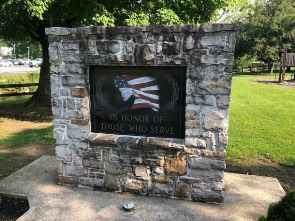 IN HONOR OF THOSE WHO SERVE MEMORIAL