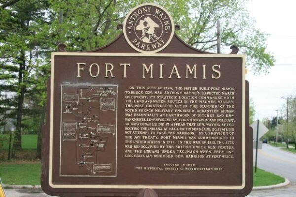 FORT MIAMIS MEMORIAL MARKER