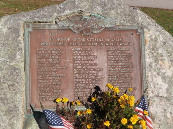 SALEM WORLD WAR II MEMORIAL PLAQUE
