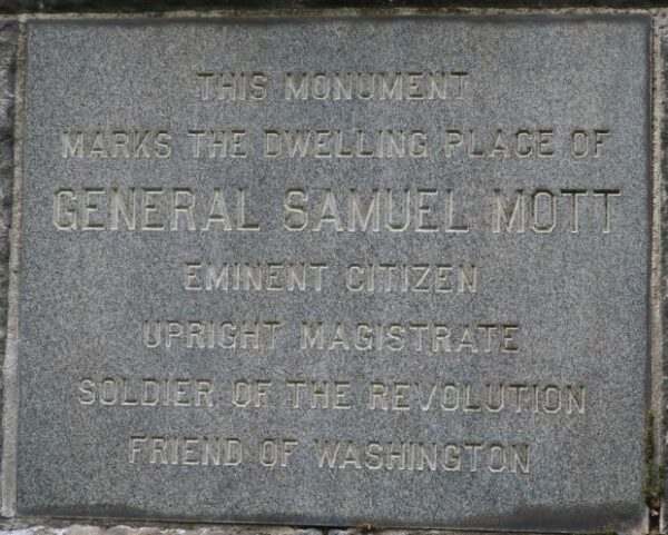 PRESTON CIVIL WAR AND WORLD WAR MEMORIAL STONE D