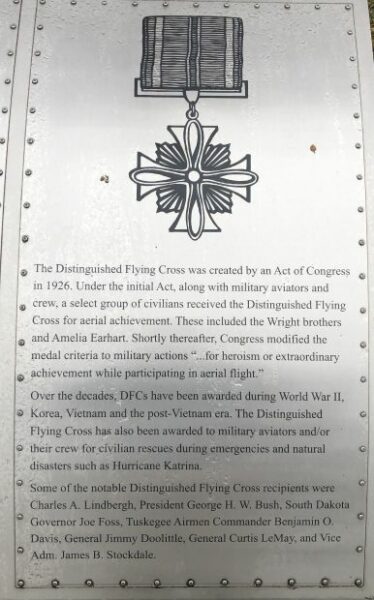THE DISTINGUISHED FLYING CROSS SOCIETY WAR MEMORIAL PLAQUE CLOSE-UP